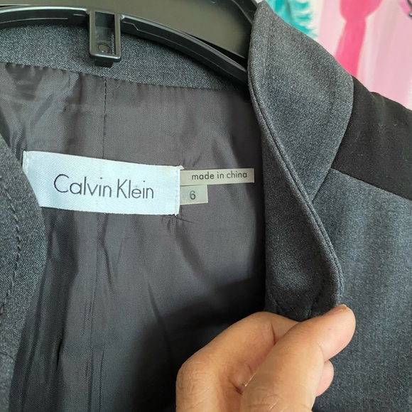 Dress - Picture 4 of 4